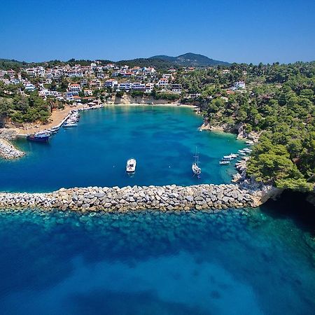 Kostas Rooms Votsi  Екстер'єр фото