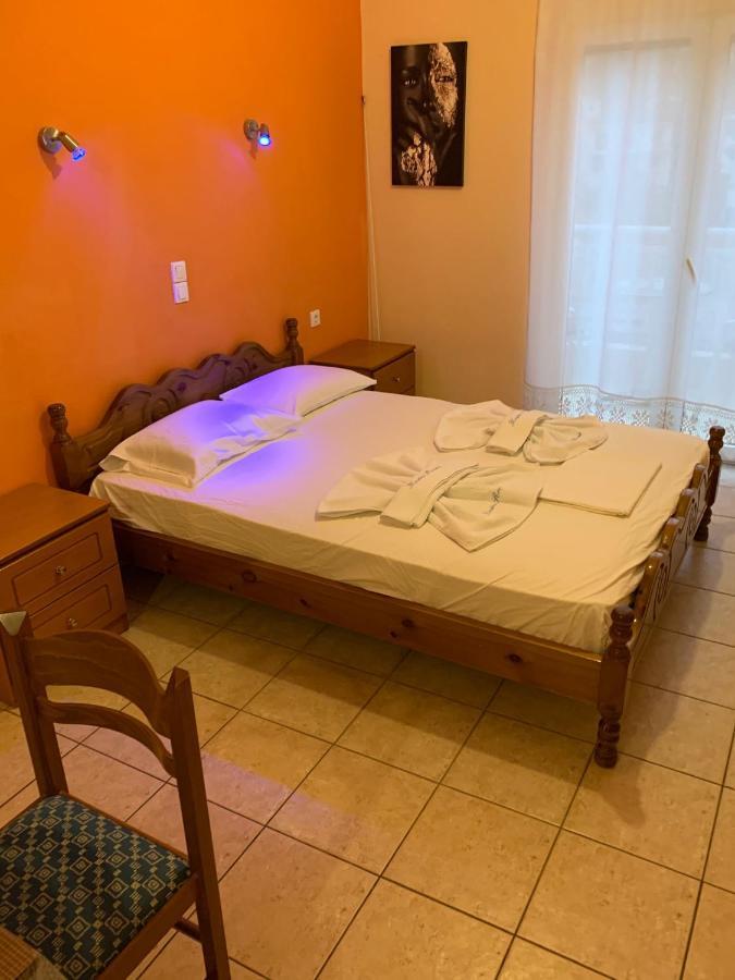 Kostas Rooms Votsi  Екстер'єр фото