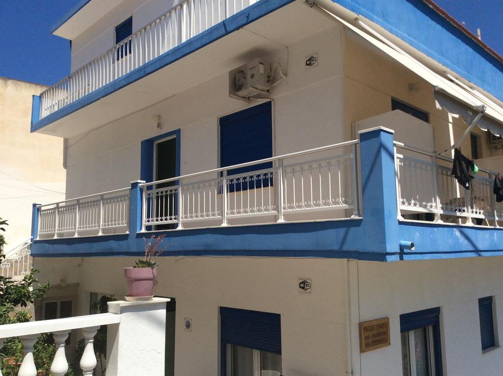 Kostas Rooms Votsi  Екстер'єр фото