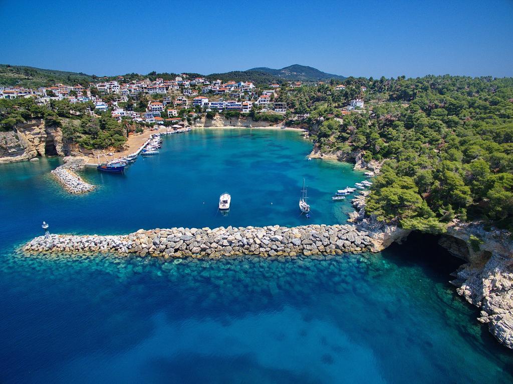 Kostas Rooms Votsi  Екстер'єр фото