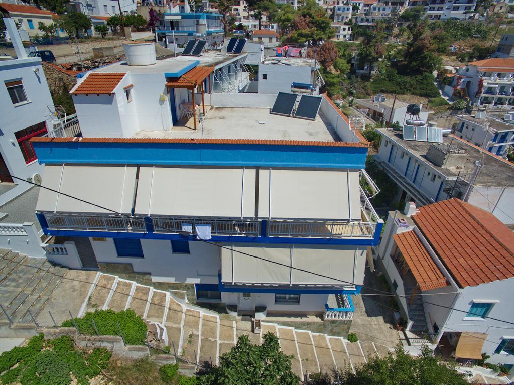 Kostas Rooms Votsi  Екстер'єр фото
