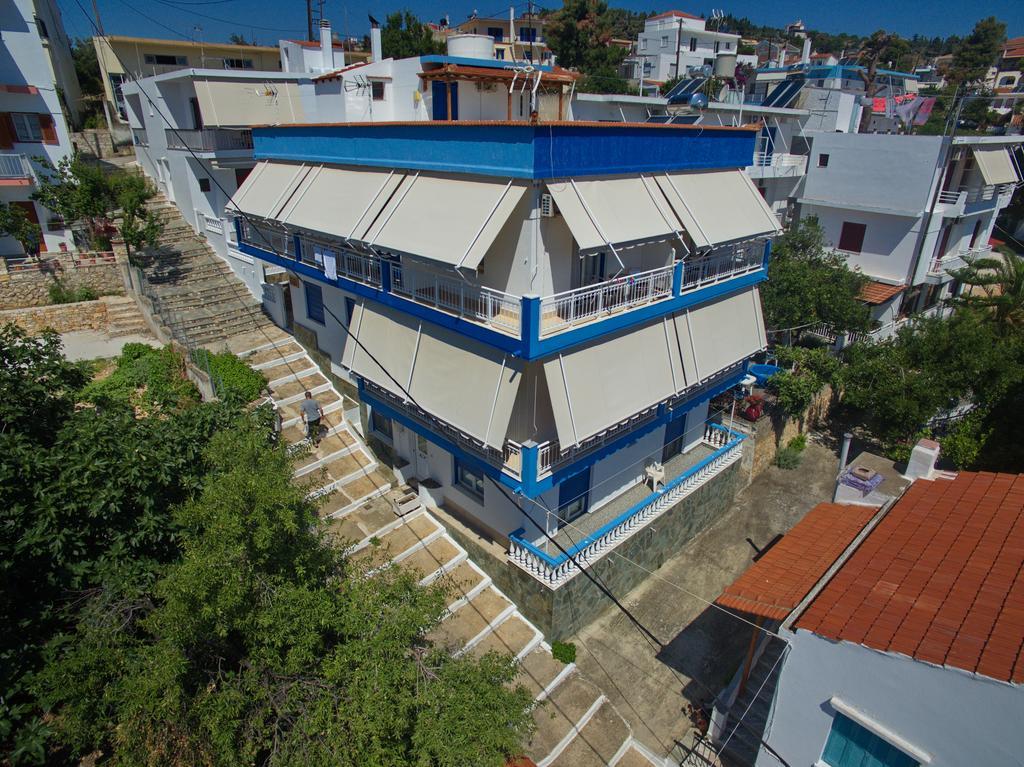 Kostas Rooms Votsi  Екстер'єр фото