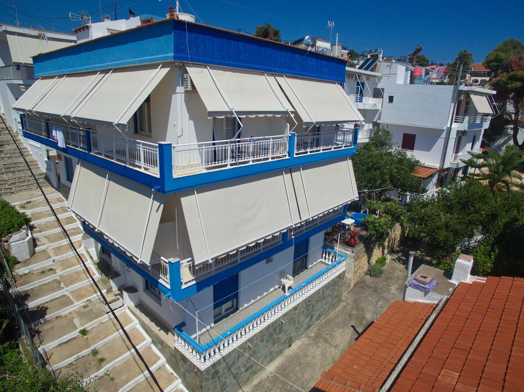 Kostas Rooms Votsi  Екстер'єр фото